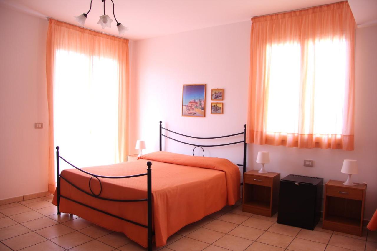 Fragolina B&B Furci Siculo Exterior foto