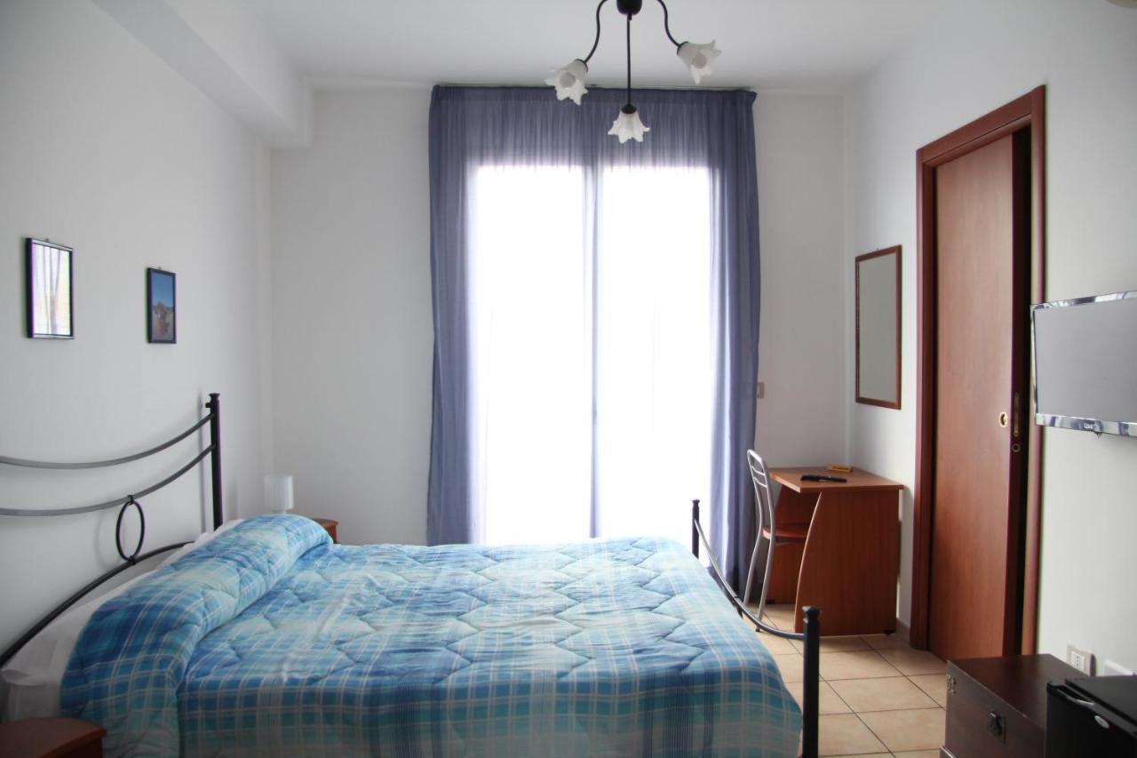 Fragolina B&B Furci Siculo Exterior foto
